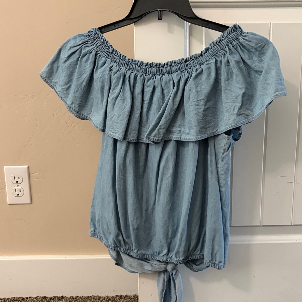 Express Light Blue Off-the-Shoulder Tie-Front Crop Top - Picture 2 of 3